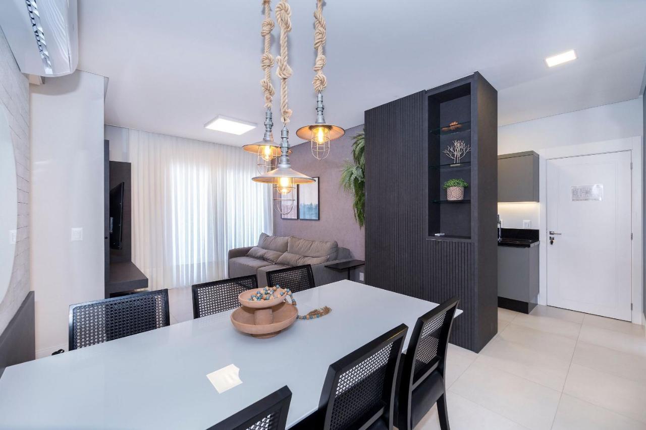 Adra 301 - Apartamento No Centro De Bombinhas - Rooftop Com Piscina E Academia - A Poucos Metros Da Praia - Zewnętrze zdjęcie